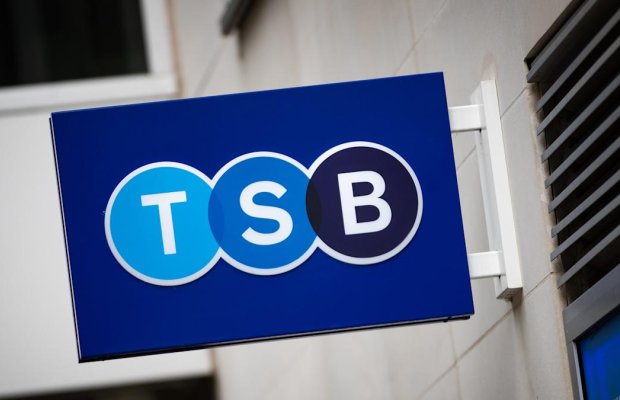 Sabadell səhmdarları TSB törəmə şirkətinin rəqibi Santanderə satışını təsdiqləyirlər