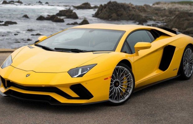 Lamborghini alıcıları ABŞ idxal tarifləri səbəbindən avtomobil alışını təxirə salır – CEO Winkelmann