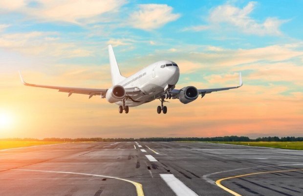 2025-ci ilin ilk yarısında Azərbaycanın hava nəqliyyatı gəlirləri 1,978 milyard manat olub