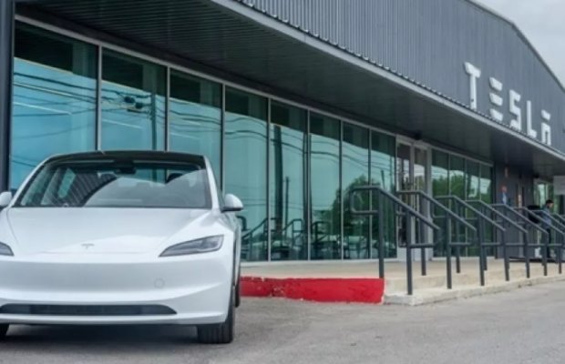 Tesla satışları Avropada azalır, Çinli BYD bazarda liderliyə yüksəlir