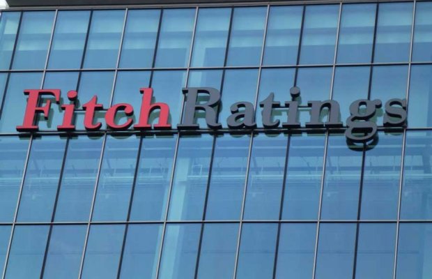 Azərbaycanda bank sektorunun göstəriciləri yaxşılaşıb, kredit riskləri azalıb - Fitch
