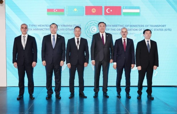 Azərbaycan nümayəndə heyəti Qazaxıstanda “Yeni İpək Yolu” forumunda iştirak edib