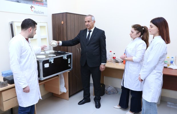 AzMİU alimlərinin ixtirasına patent verildi
