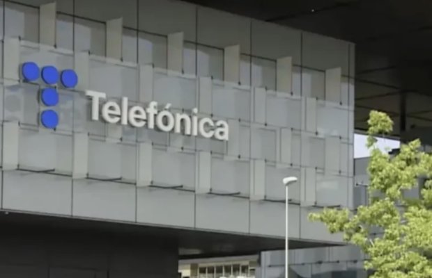 İspaniyanın Telefonica şirkəti ən azı 6 min əməkdaşını ixtisar etməyi planlaşdırır.