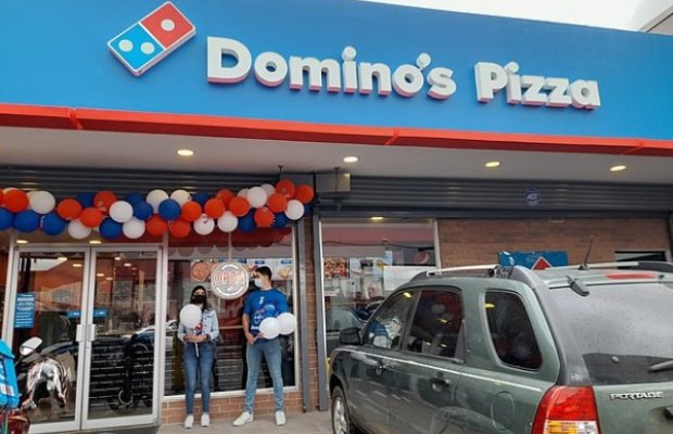 Domino's Pizza üçüncü maliyyə rübündə gəlirini 6,2% artırsa da, mənfəətini 5,2% azaldıb.