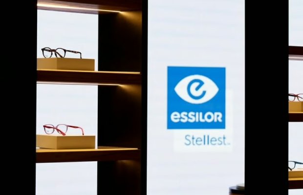 Essilorluxottika üçüncü rübdə rekord gəlir əldə etdi