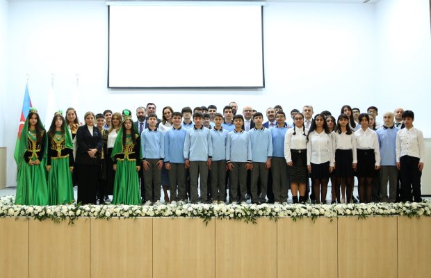 SOCAR-ın Bakı Ali Neft Məktəbinin nəzdində Rəqəmsal Biliklər Liseyinin rəsmi açılış mərasimi keçirilib