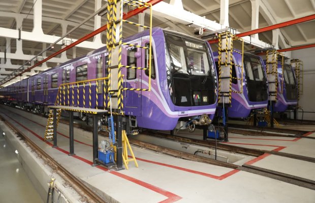 Bakı metropoliteni xətlərində daha 15 yeni vaqon istismara buraxıldı
