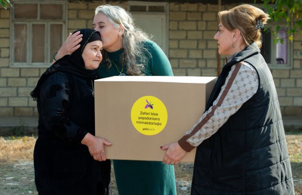 Yelo Bank Xocavənddə yaşayan şəhid ailələrinə Zəfər sovqatı təqdim edib